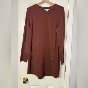 Athleta Balance Dress Mahogany Size Large With Pockets